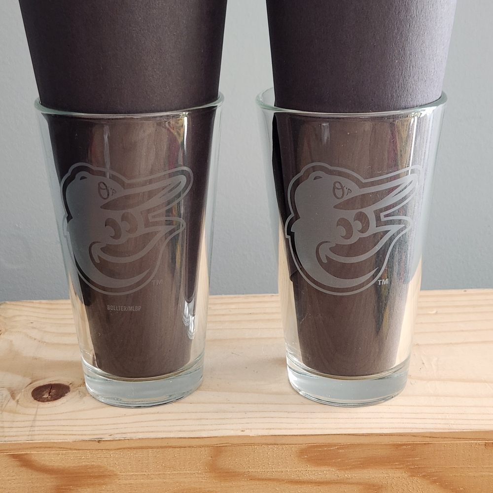 Set of 2 Baltimore Orioles Etched Glass Double-sided Clear Pint Glasses
